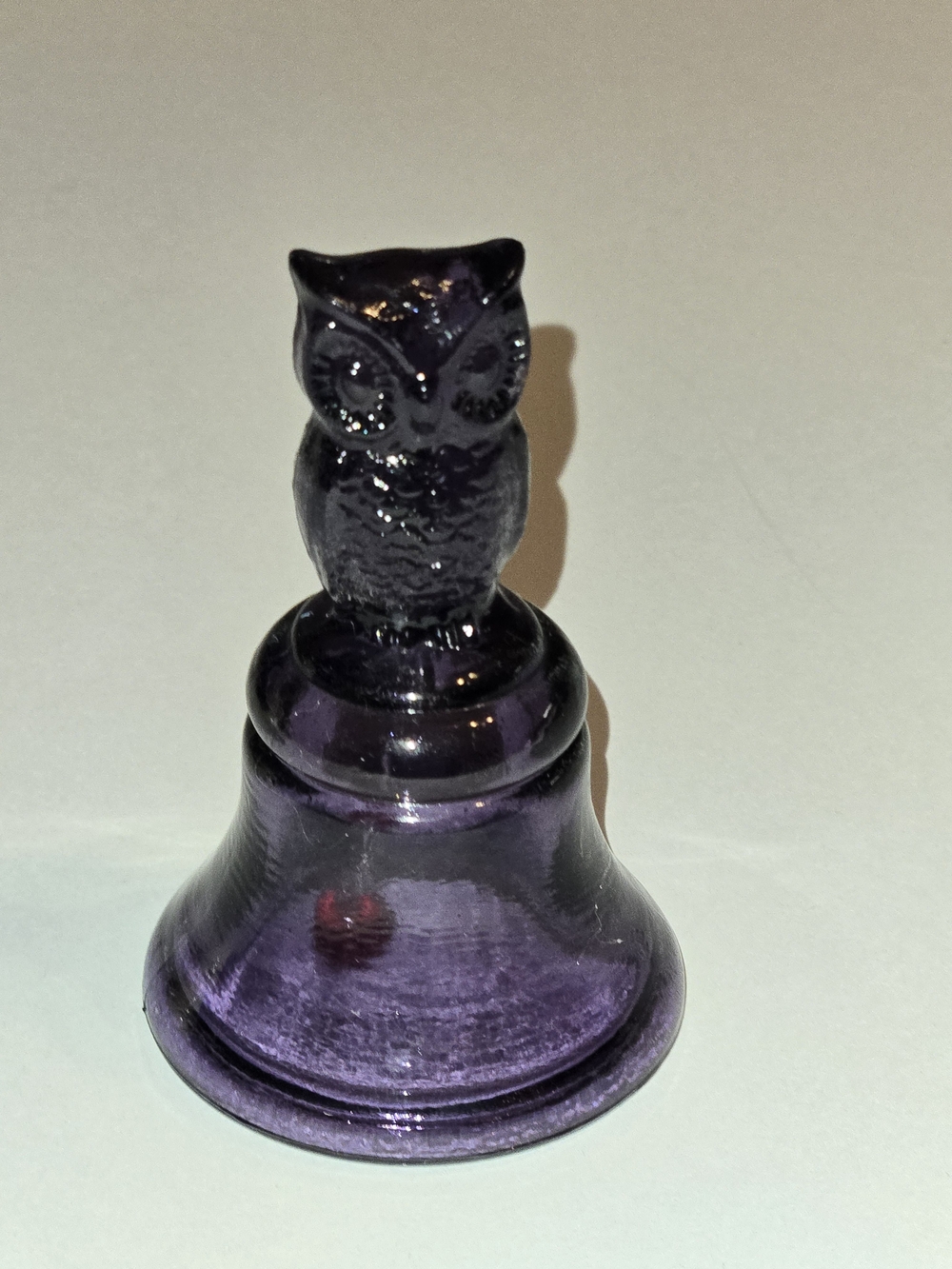 Boyd's Crystal Art Glass Purple Owl Bell 3" Vintage B Diamond USA